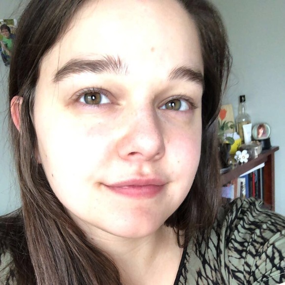Profile Picture of Alaina Evanoff (@alaina0627) on Poshmark