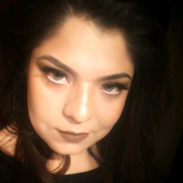 Profile Picture of anaid (@anaidgonzalez198) on Tiktok