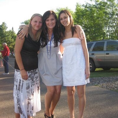 Profile Picture of Shelly Waite (@shelly_waite) on Twitter