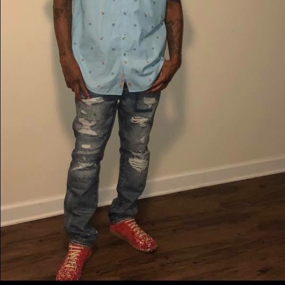 Profile Picture of Xavier Phillips (@xay3rdd) on Poshmark