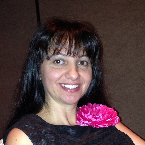 Profile Picture of Mihaela Popescu (@mihaelapopescu1) on Poshmark