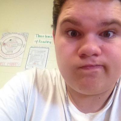 Profile Picture of Clint Smullen (@TheClinto_Bean) on Twitter