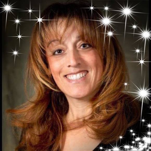 Profile Picture of Nancy Azzinari ray (@ncrays) on Poshmark