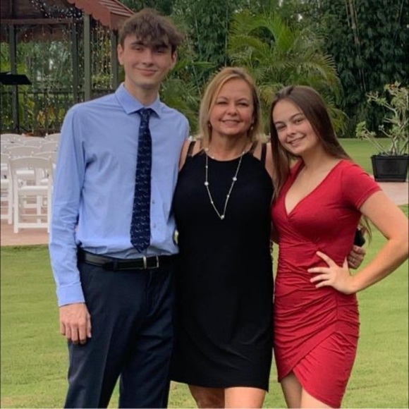 Paige Mccann - Poshmark Profile Picture of Paige Mccann (@paigemccann809) on Poshmark