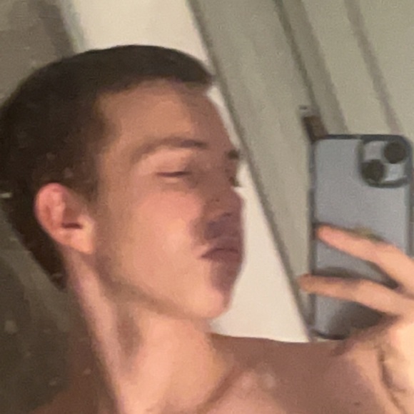 Chance Fisicaro - Poshmark Profile Picture of Chance Fisicaro (@scfisi500) on Poshmark