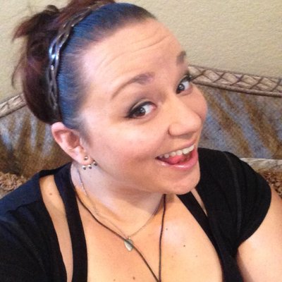 Profile Picture of Cassandra Trent (@pitofrepair) on Twitter