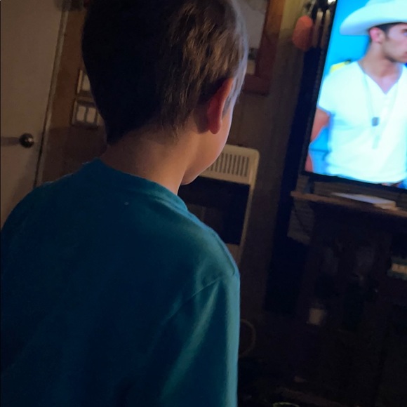 Profile Picture of Kelly Sharpstene (@klsharpy) on Poshmark