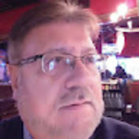 Profile Picture of John Edward (@johneddylives34) on Poshmark