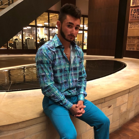 Profile Picture of Nick Calabrese (@nickcalabrese) on Poshmark