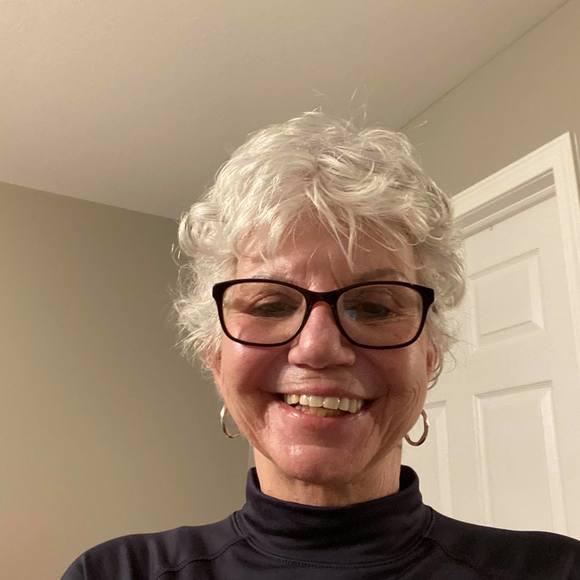 Profile Picture of Kimberly Cataldo- angeloff (@kimber357) on Poshmark