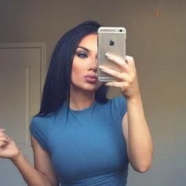 Profile Picture of Monica👄 (@monicaffe) on Tiktok