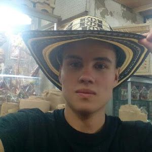 Profile Picture of andrewkrux (@andrewkrux) on Tiktok