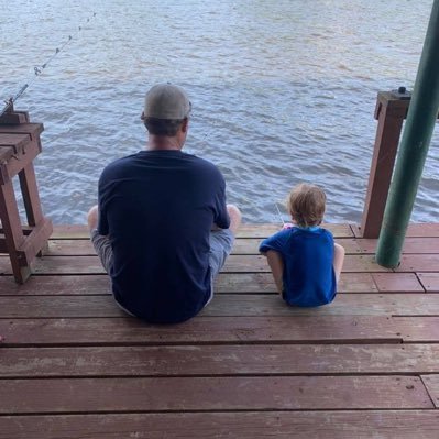 Profile Picture of Clinton Holt (@ClintonHolt13) on Twitter