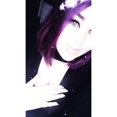 Profile Picture of Lara_Davies (@laradavies1) on Twitter