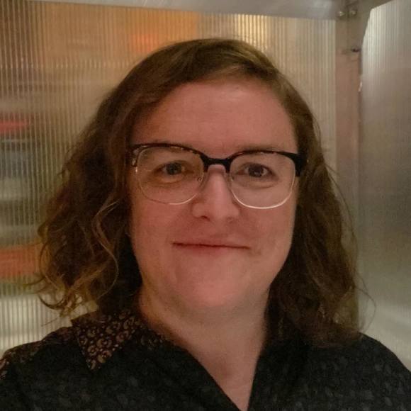 Profile Picture of Renée Walsh (@narsheptha) on Poshmark