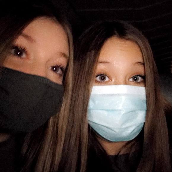 Profile Picture of Bailey Rotert (@rotertbailey) on Poshmark