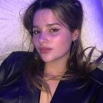 Profile Picture of julianna (@lovely.jglb) on Instagram