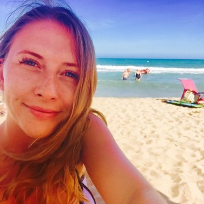 Profile Picture of Libby Brock  🍋 (@libbymaebrock) on Twitter