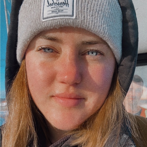 Profile Picture of Avery - wilder Shaw (@wilder96861) on Poshmark