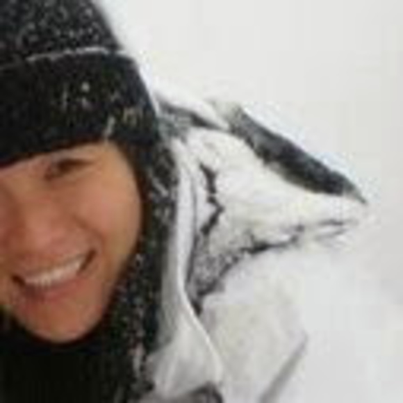 Profile Picture of Mandy Tang (@mandytang152) on Poshmark