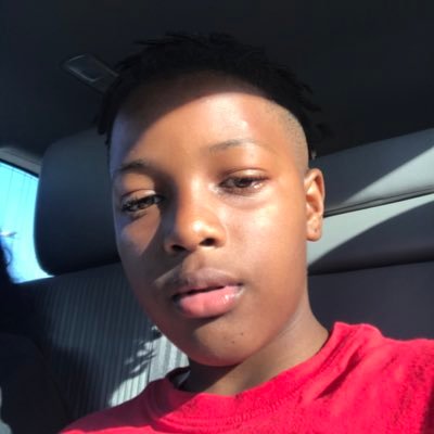 Profile Picture of .thatflipp3r.nick 🏀 🏈 (@NicholasRedden5) on Twitter