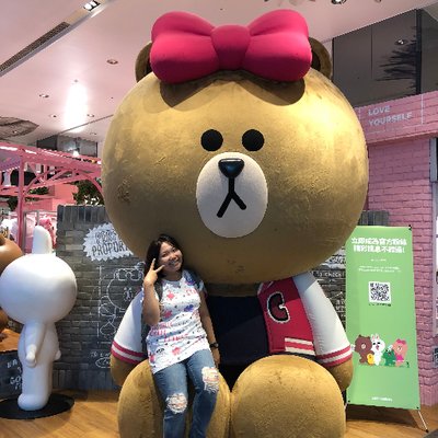 Profile Picture of Elaine Tan (@jazz_in_april) on Twitter