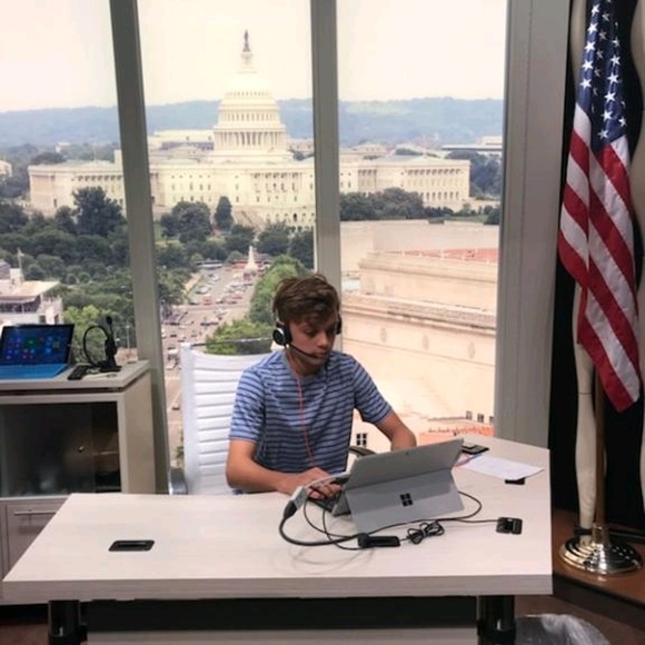 Profile Picture of Daniel Starykh (@dsclothes91) on Poshmark