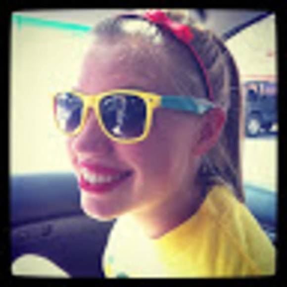 Profile Picture of Kimberly Ipson (@kipson6) on Poshmark