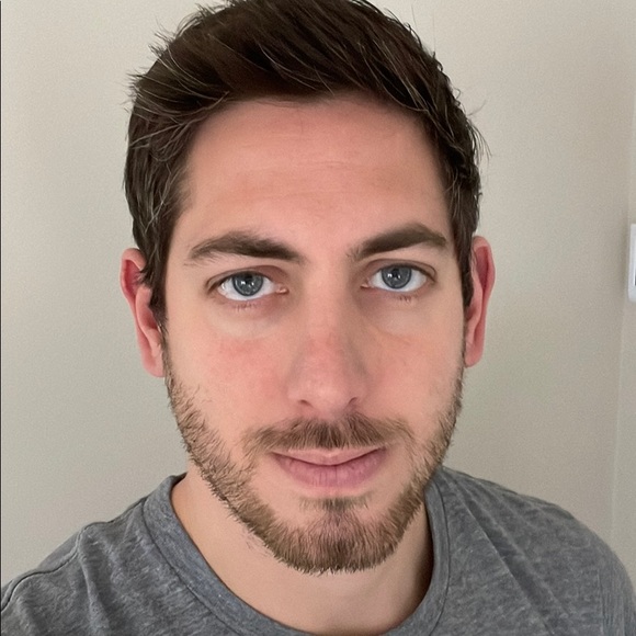 Profile Picture of Charles Devita (@charles_devita) on Poshmark