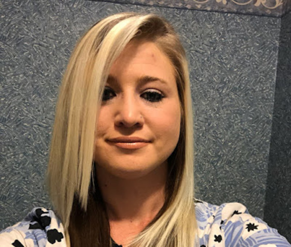 Profile Picture of Elaine Carron (@elainecarron11) on Poshmark