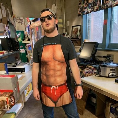 Profile Picture of Zach Rosenfeld (@butt3rUdd3r) on Twitter