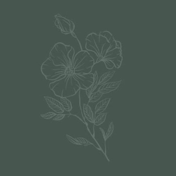 Profile Picture of Emily Carpender (@mmmm758) on Poshmark