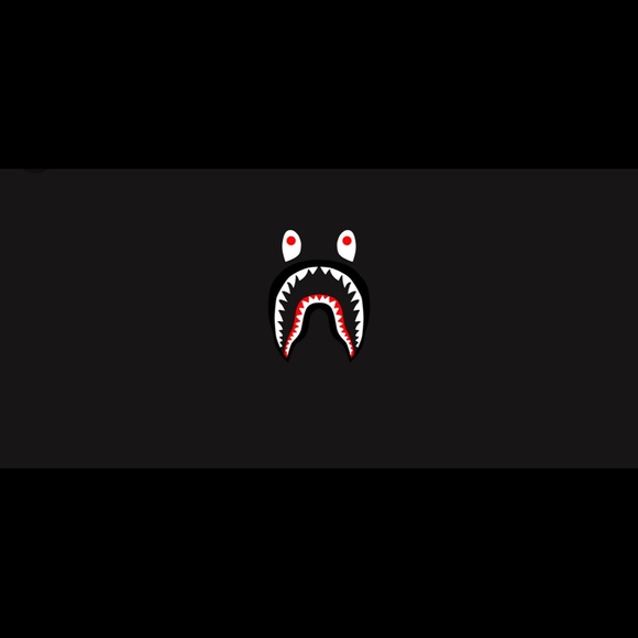 Profile Picture of Aaron Garcia (@aarong489) on Poshmark