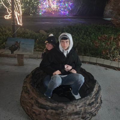 Profile Picture of Steve Szymanski (@szyett) on Twitter
