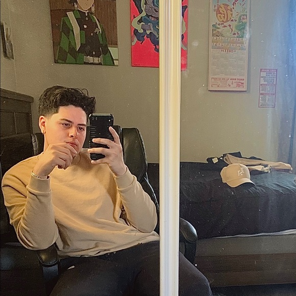 Profile Picture of Ivan Puga (@ivanpuga) on Poshmark