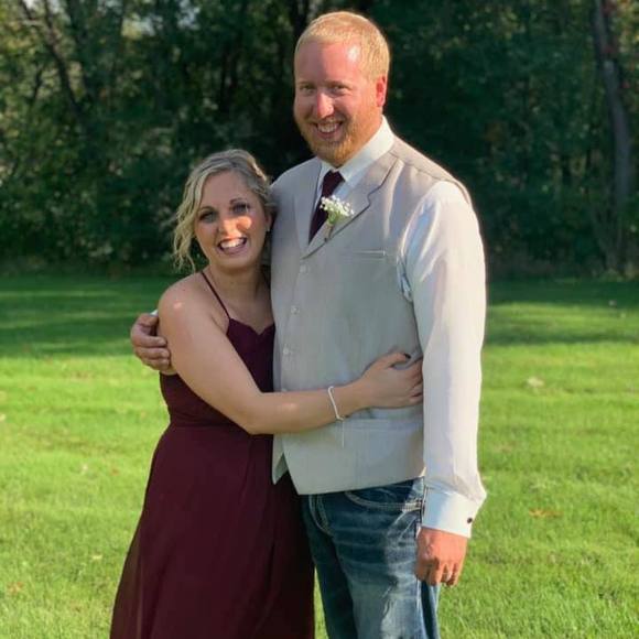 Profile Picture of Heather Stringer (@hstringer77) on Poshmark