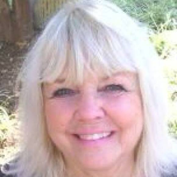 Profile Picture of Marilyn Merrick (@ks_mennen) on Poshmark