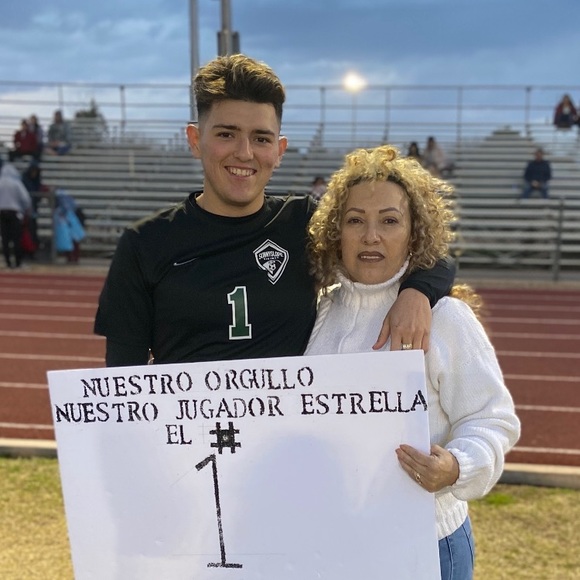 Profile Picture of Julio Mena (@chowder9999) on Poshmark