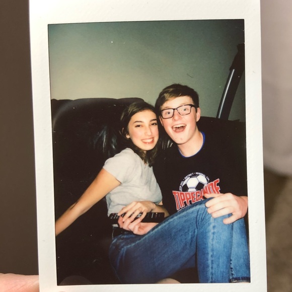 Allison Brunswick - Poshmark Profile Picture of Allison Brunswick (@allisonnb18) on Poshmark