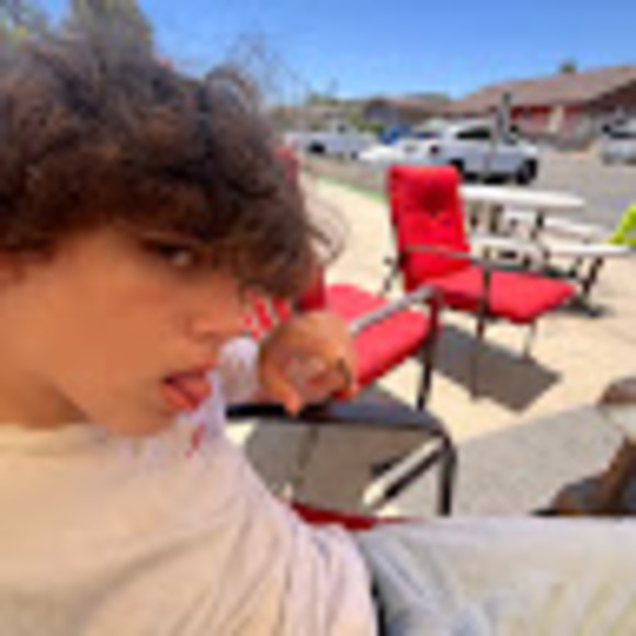 Profile Picture of David Epperson (@davidepperso166) on Poshmark