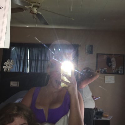 Profile Picture of Shawna Ridge (@ridge_shawna) on Twitter