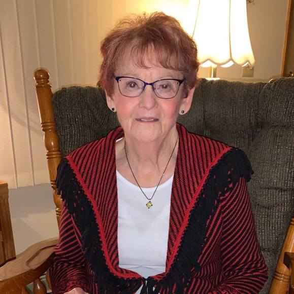 Profile Picture of Donna Glasbrenner (@stundonna) on Poshmark