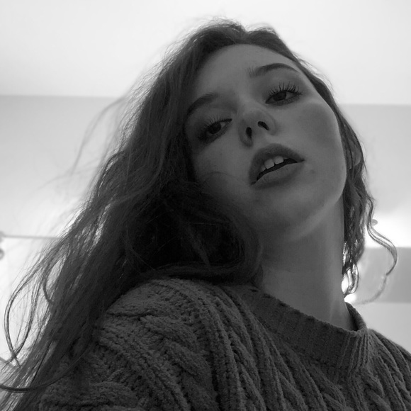 Profile Picture of Grace Ivy (@tiredivy) on Poshmark