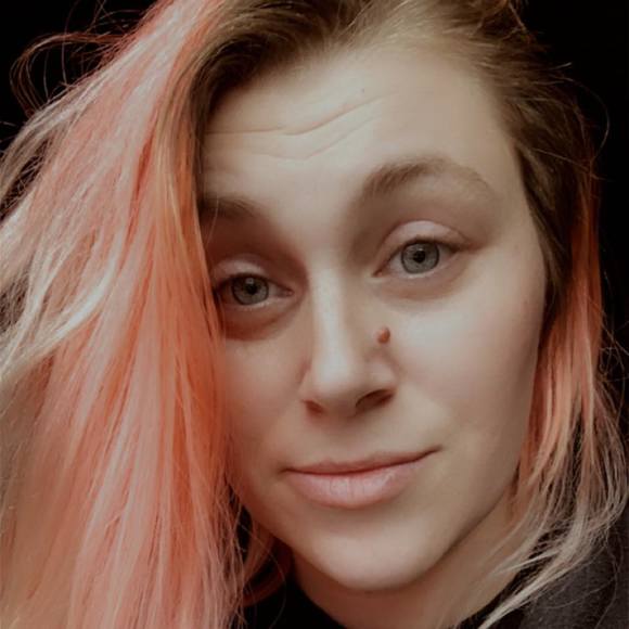 Profile Picture of Kate Ramsey (@felonsblood) on Poshmark