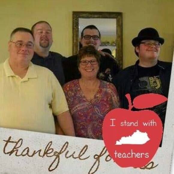 Profile Picture of Kim Elzy (@kfiretruck) on Poshmark