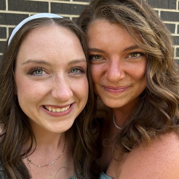 Profile Picture of Grace Koubek (@grace_k4) on Poshmark