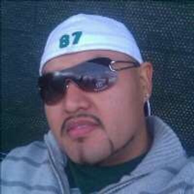 Profile Picture of Rene Almaraz (@pelonriko) on Twitter