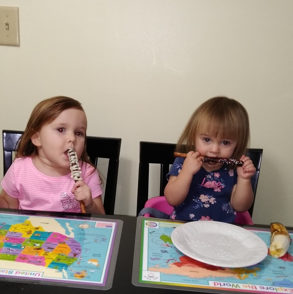 Profile Picture of Darlene Athorn (@morecrap) on Poshmark