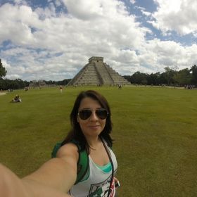 Profile Picture of Iris Jiménez Bolaños (@irisjimbol) on Pinterest