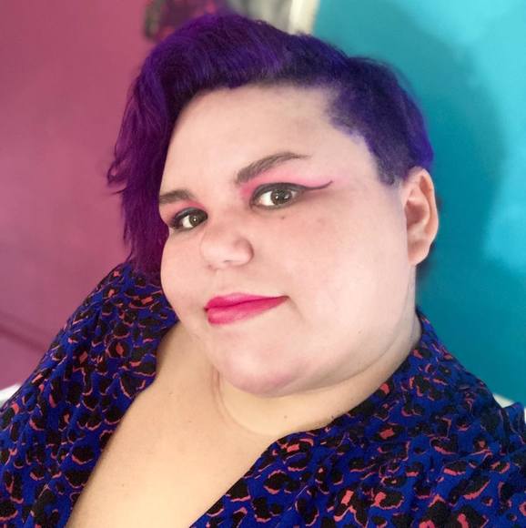 Profile Picture of Tiffany Pachella (@cloudgazer979) on Poshmark